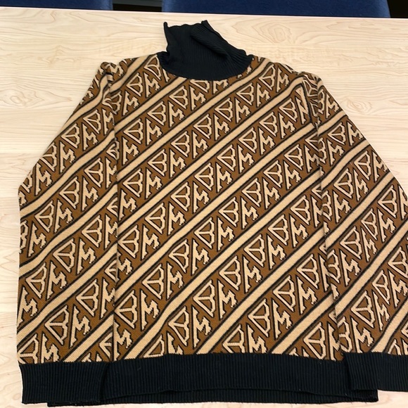 Turtle neck - Picture 1 of 2